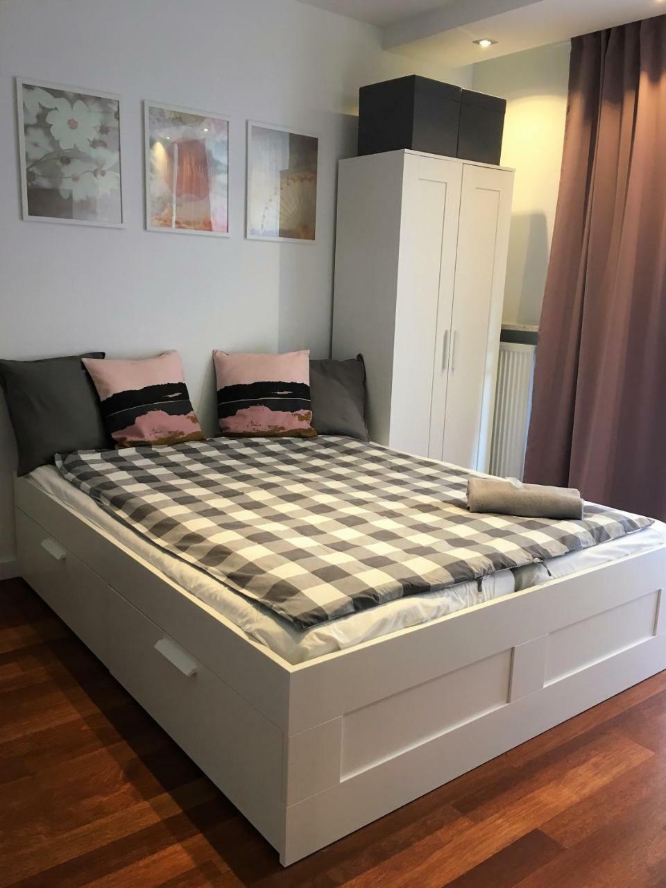 Apartamenty Coco Premium Saska Kepa Warschau Exterior foto